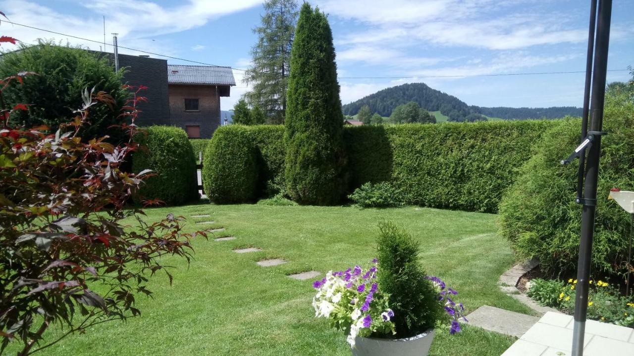Ferienwohnung Annele ヒッティザウ エクステリア 写真
